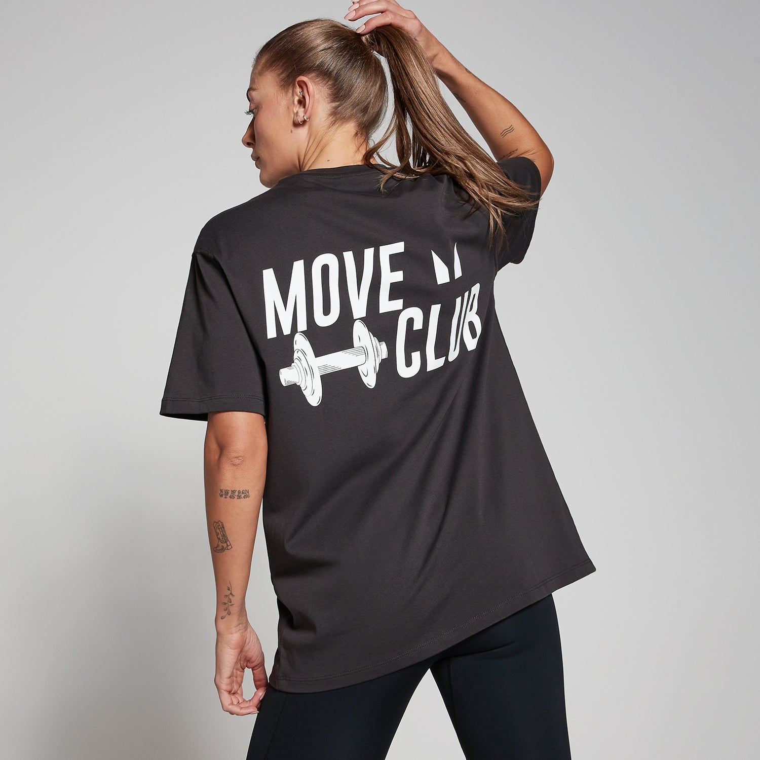Move Club传承系列超大版T恤 - 水洗黑 - XXS-XS