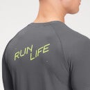 MP男士图形跑步短袖T恤-碳纤维 - XXL
